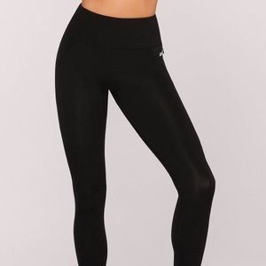 Lorna Jane Full Length Amy Tight, Size XS